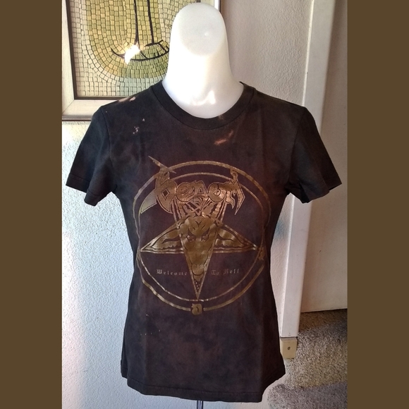 Tops - Vintage Venom T-Shirt